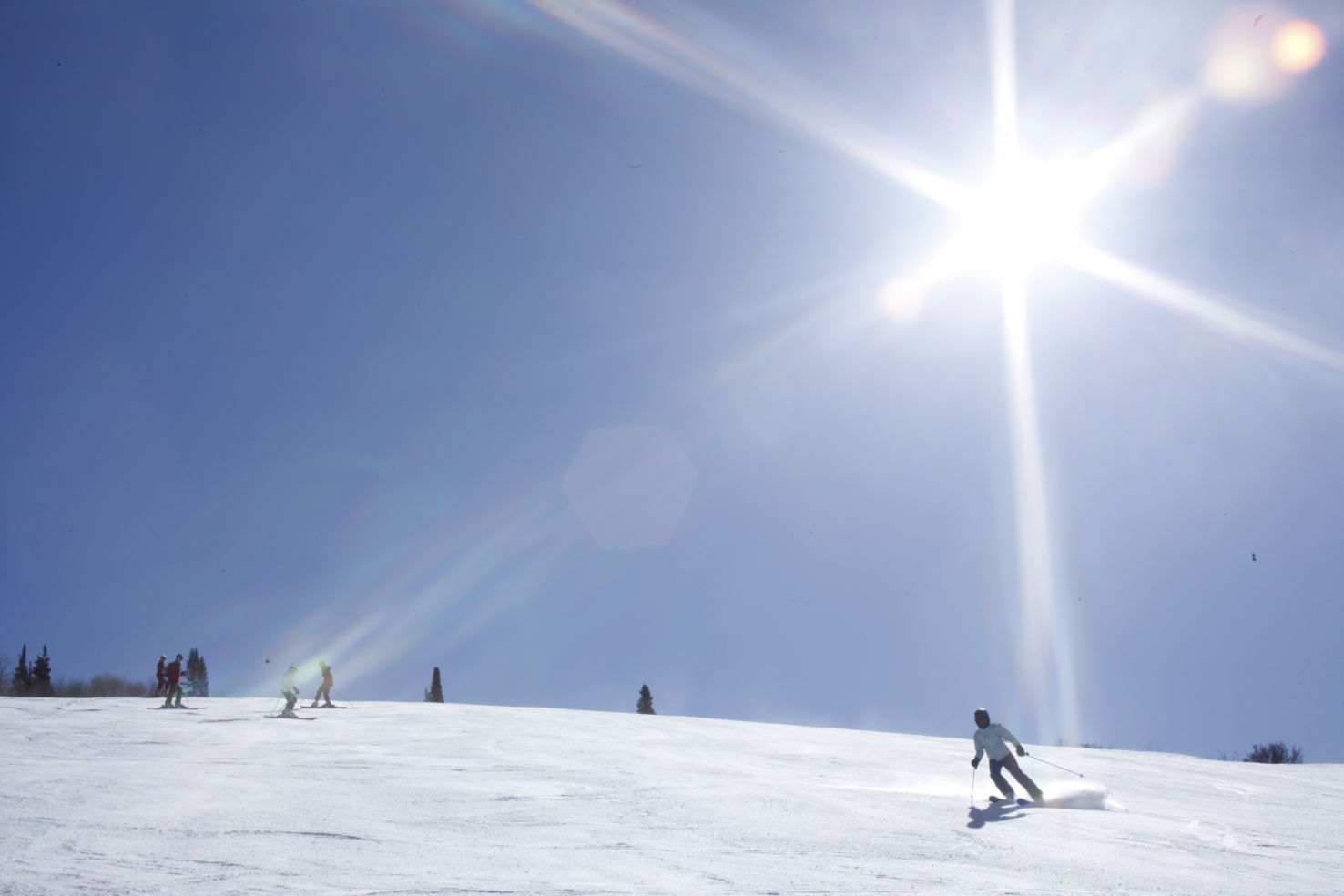 FamilySkiing_Utah_Park-City_skier