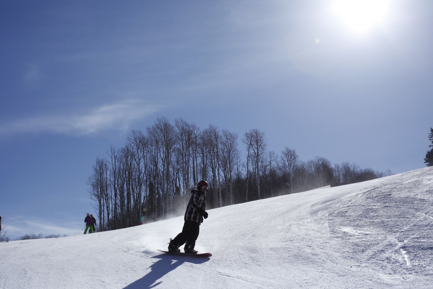 FamilySkiing_Utah_Park-City_snowboarder