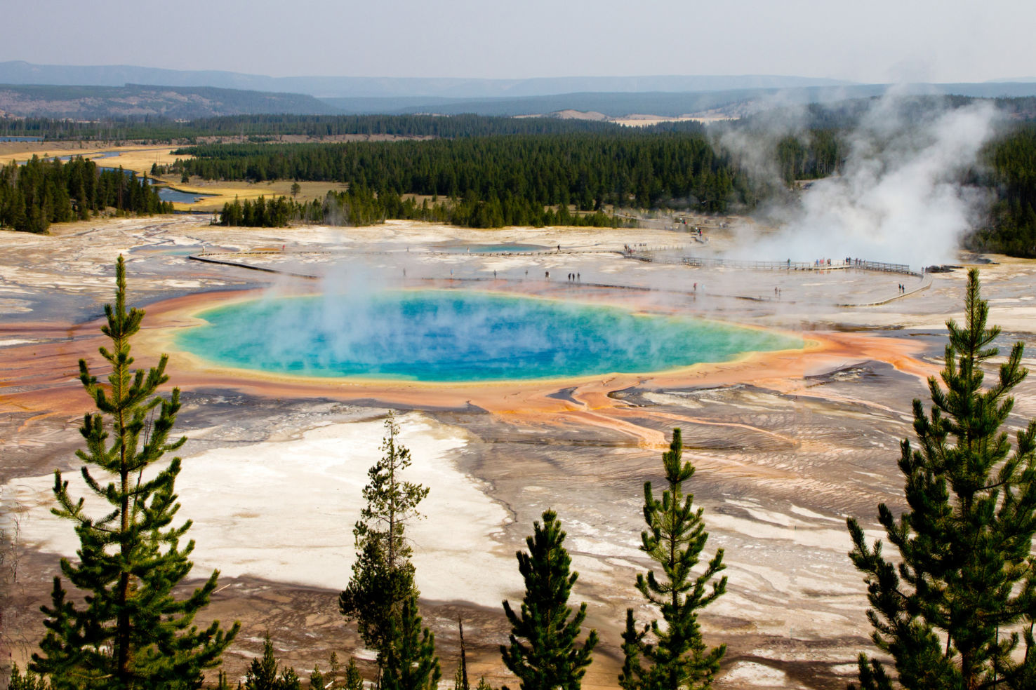 Grand prismatic spring