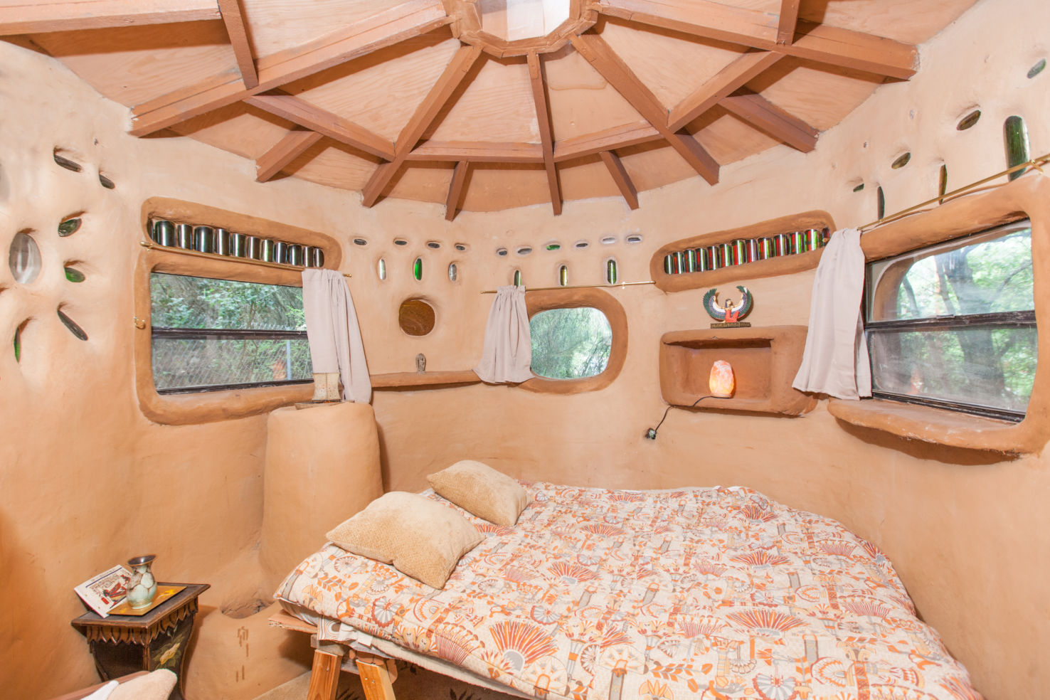 Grass Roofed Hobbit Hut Inside
