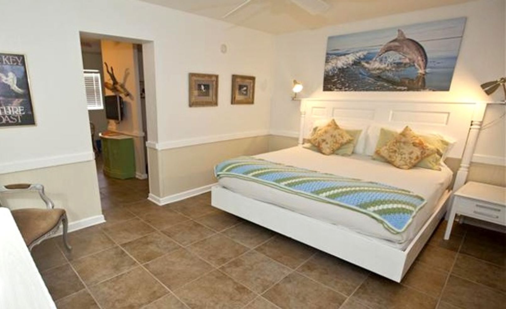 King room Low-Key Hideaway