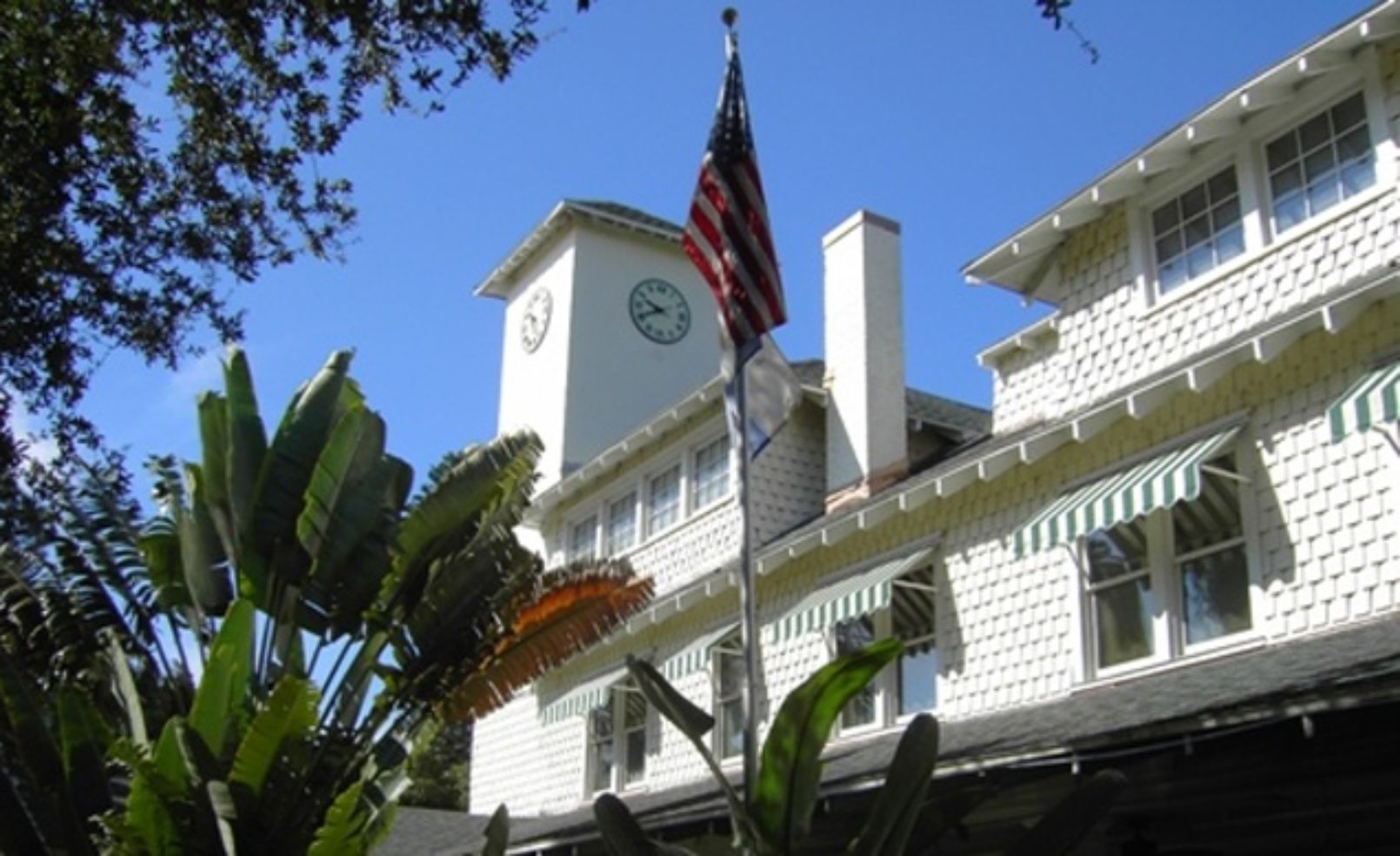 Peninsula Inn & Spa
