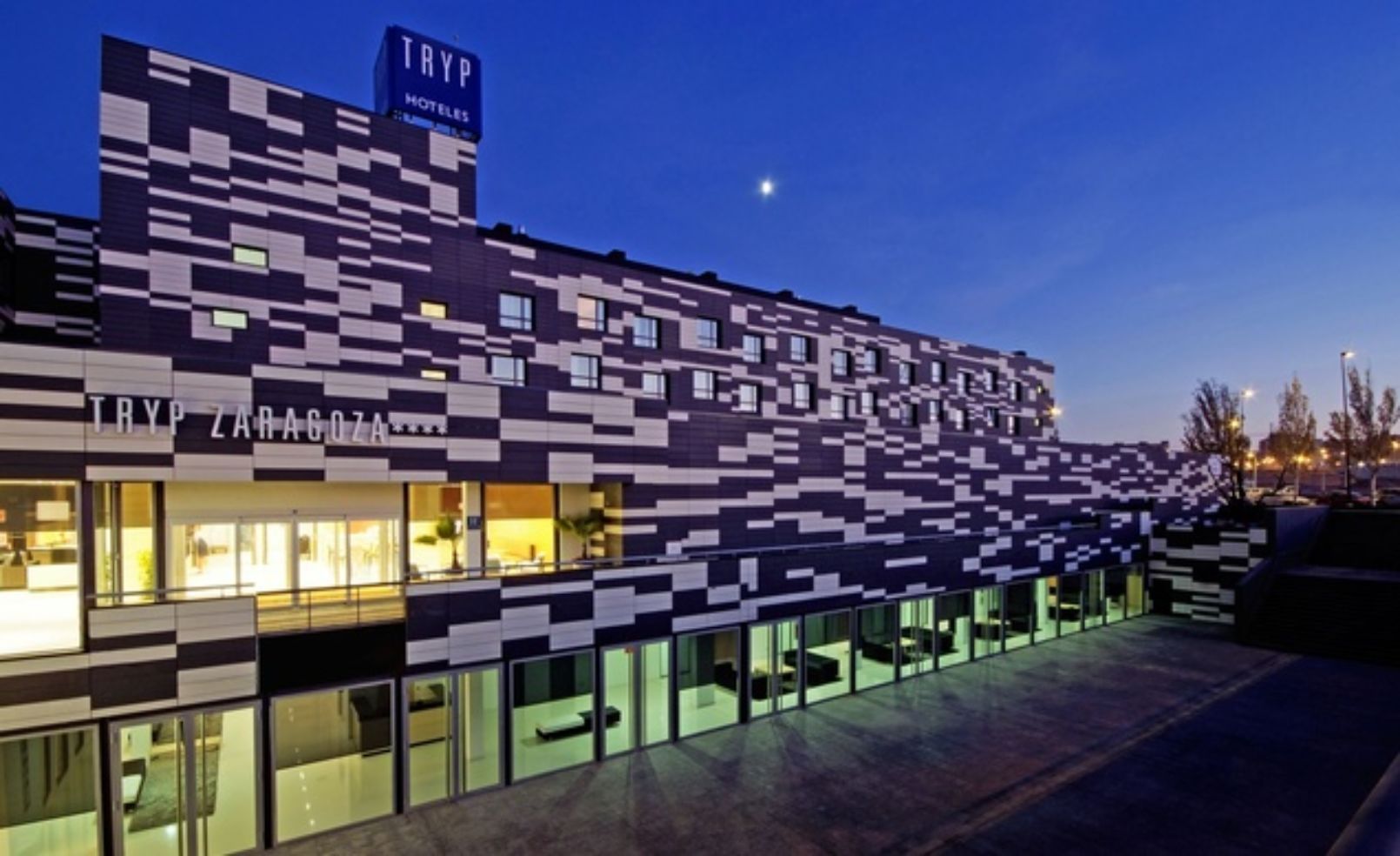Tryp Hotel