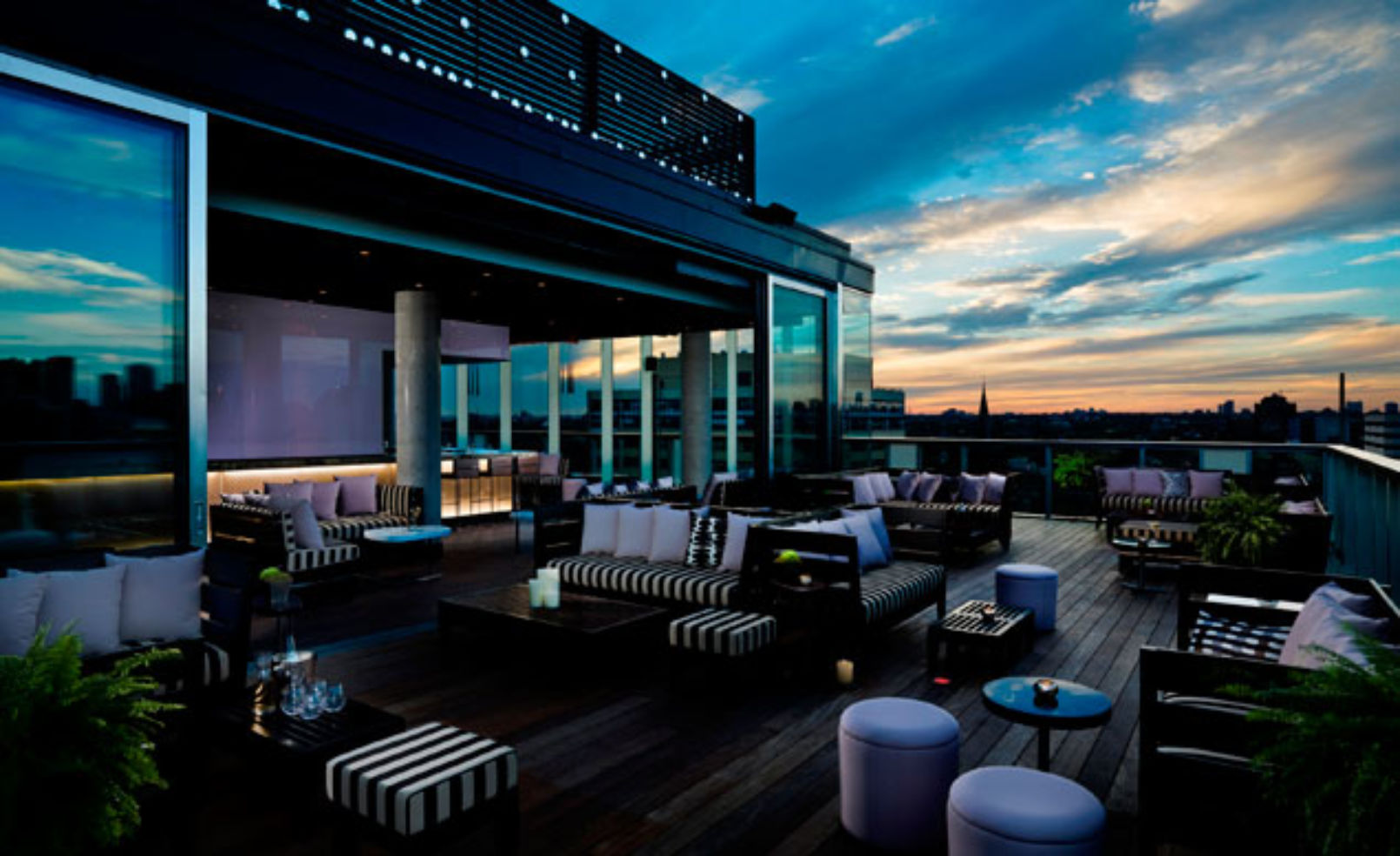 Thompson Toronto lounge