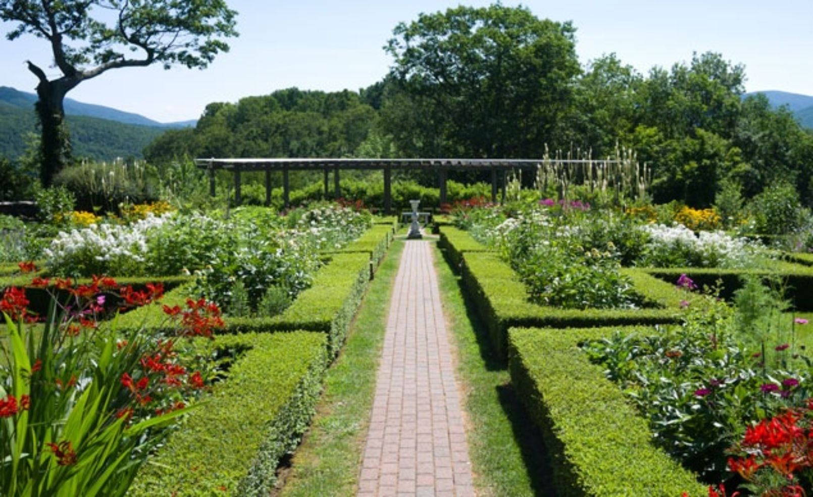 Hildene Gardens