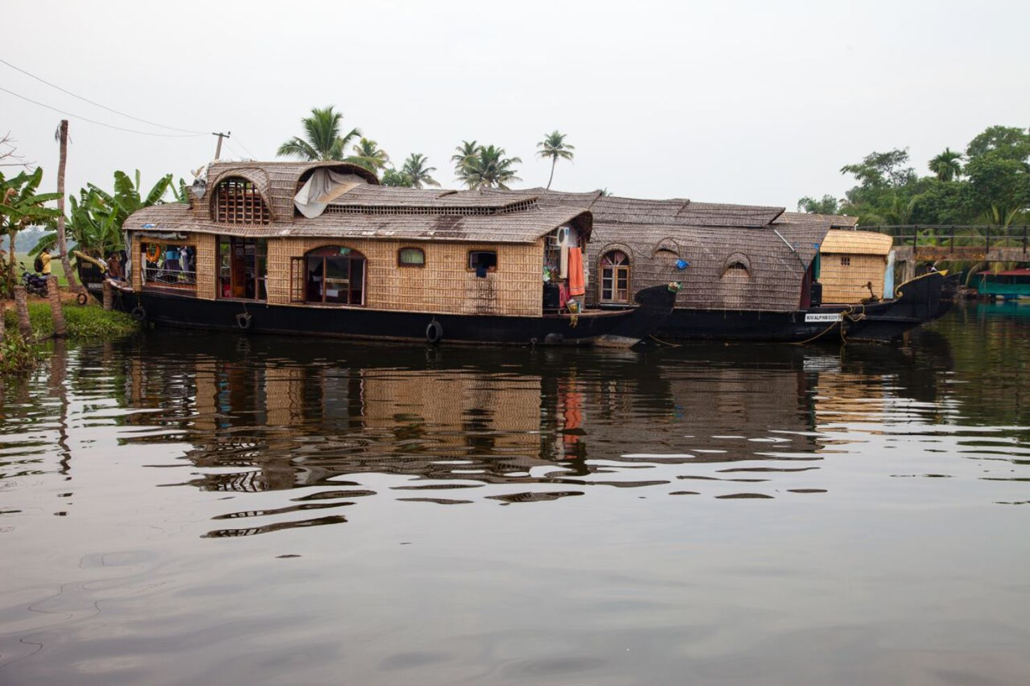 long view of kerala houseboat