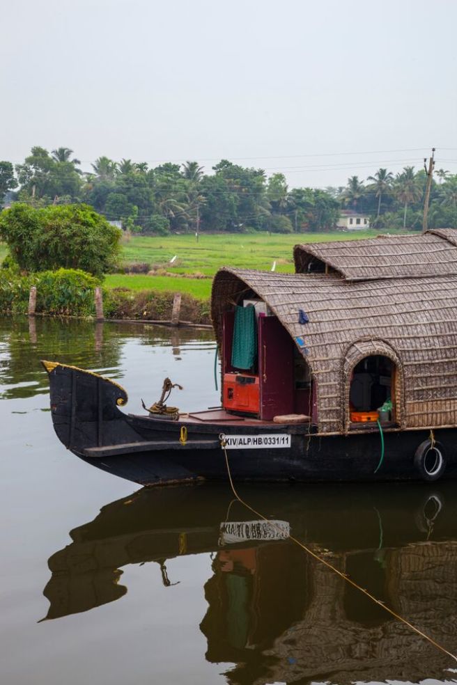 kerala houseboat