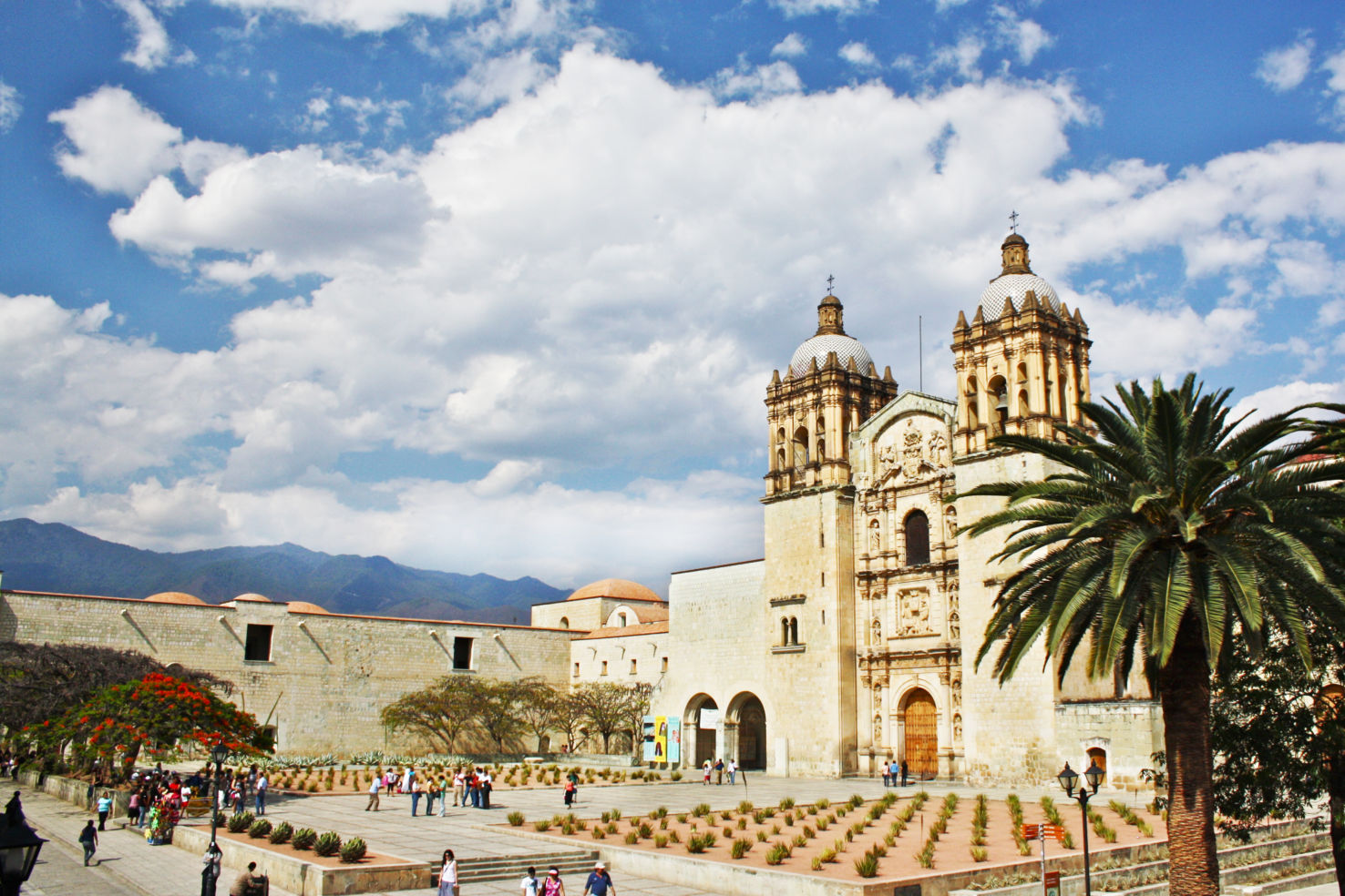 View of Sto. Domingo, one of the most beautiful colonial churches in Mexico.