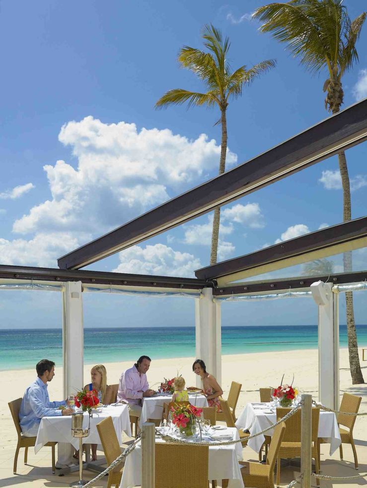 Mickeys Beach Bistro Elbow Beach
