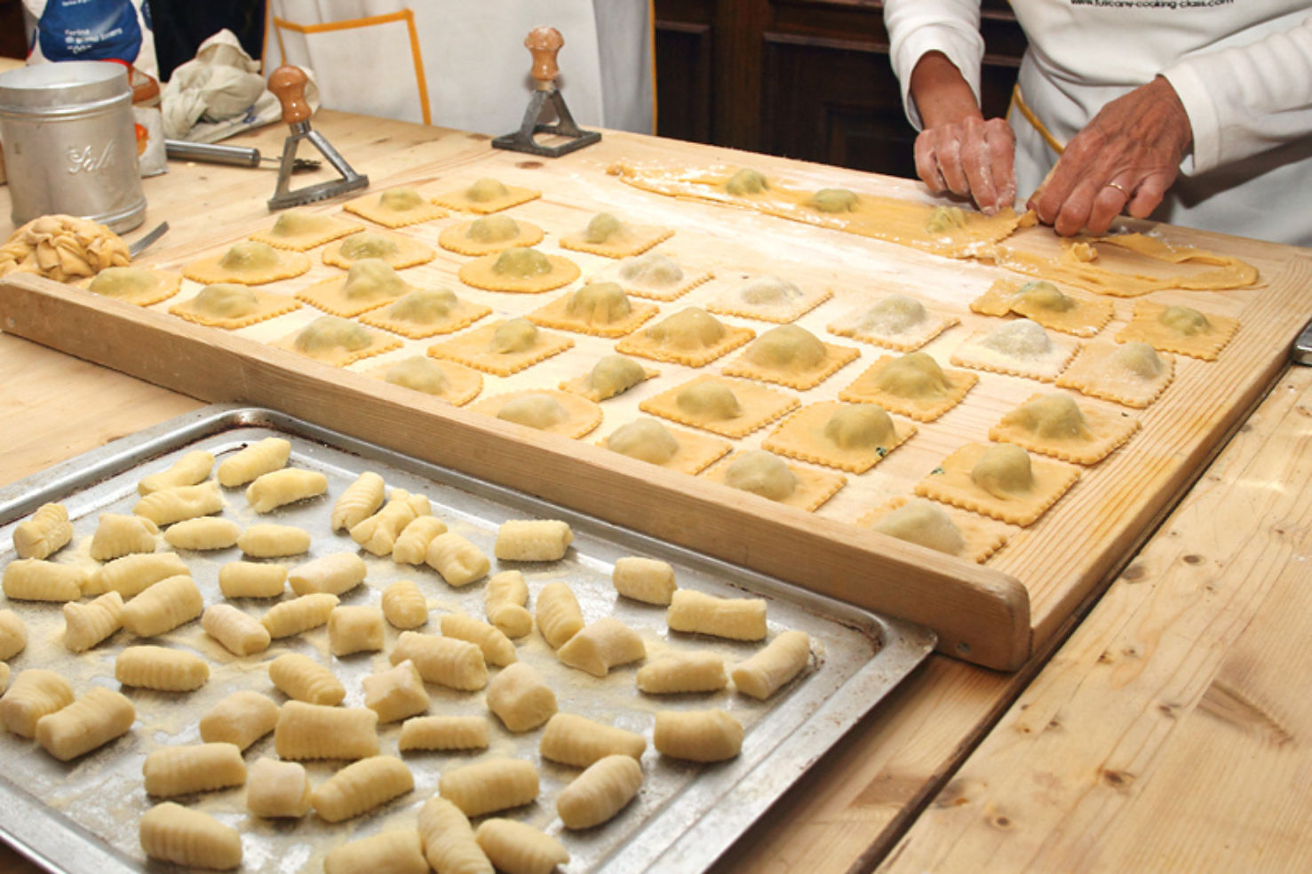 Handmade ravioli gnocchi Italian cooking class Tuscany