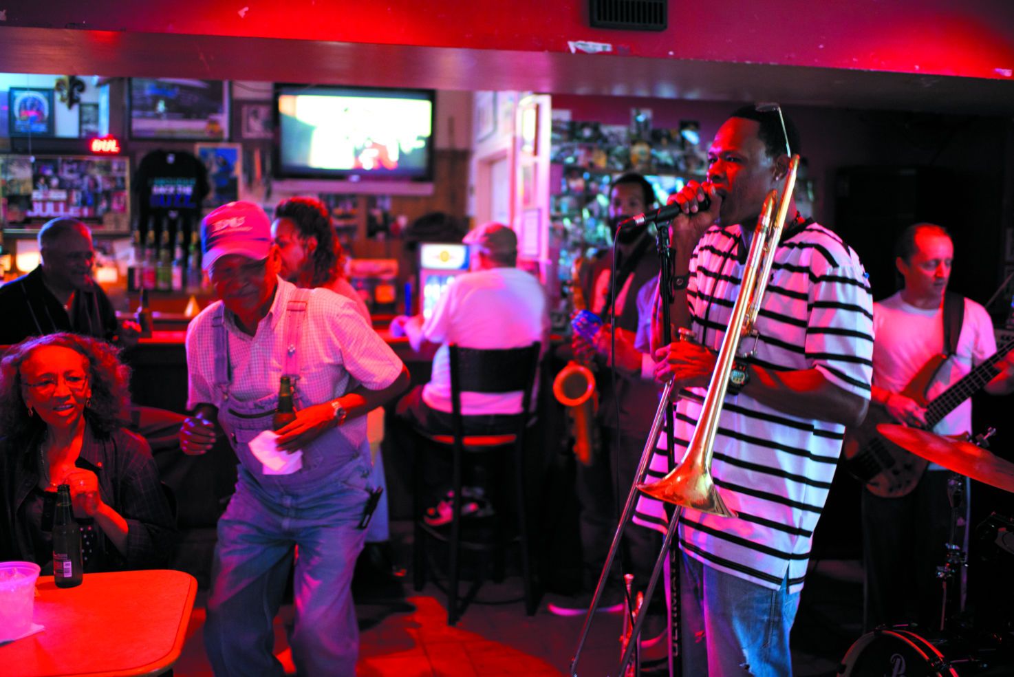 Locals and visitors converge on Bullet’s for soul food and brass music on Tuesday nights