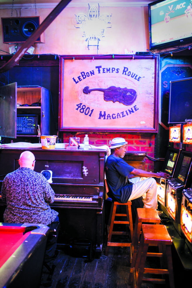 Early in the evening, jazz pianists sit in for sets in the main bar room, and at 11 p.m. bands set up in the back of the establishment