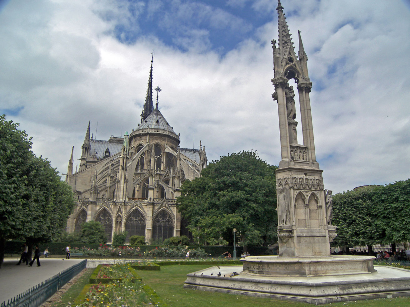A park behind the Notre Dame Cathedral