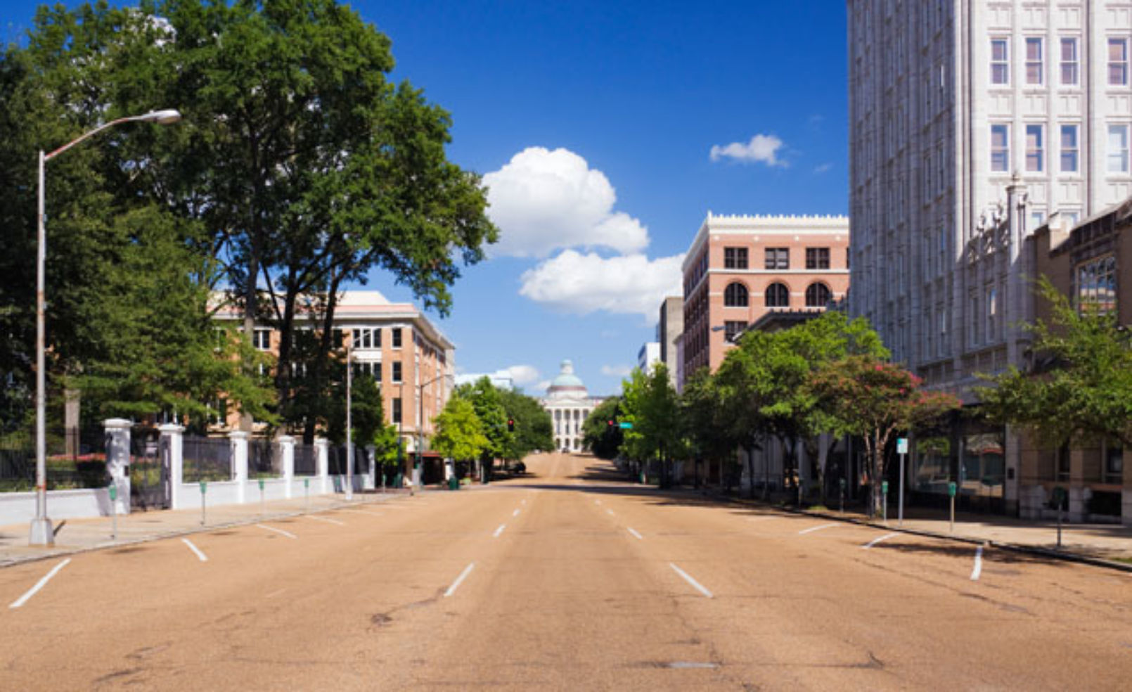 road leading to Capitol