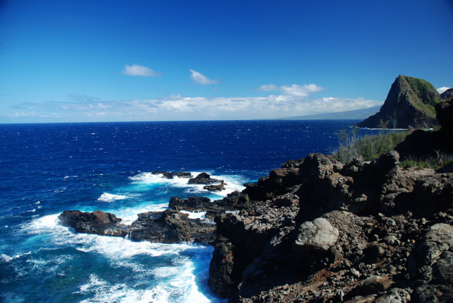 Rocks on Ka'anapali Beach in Maui, Hawaii