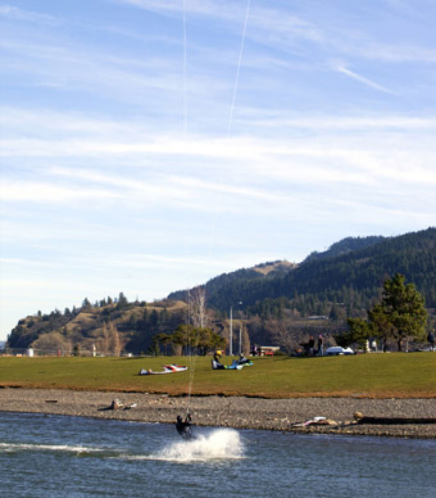wind surfing at Hood River