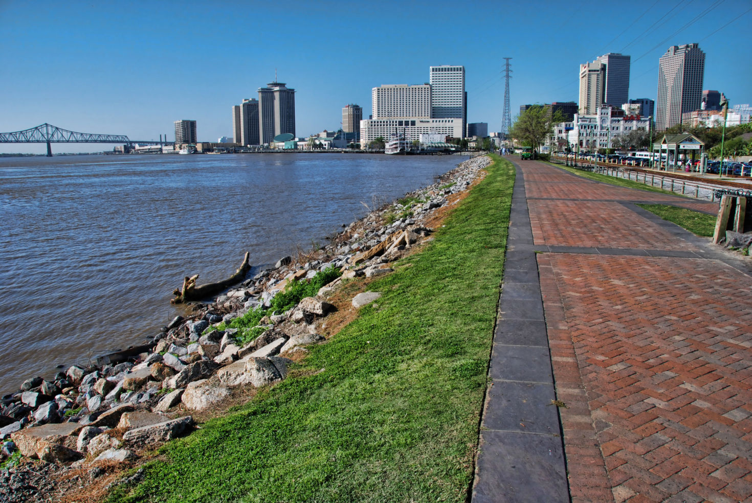New Orleans Riverwalk