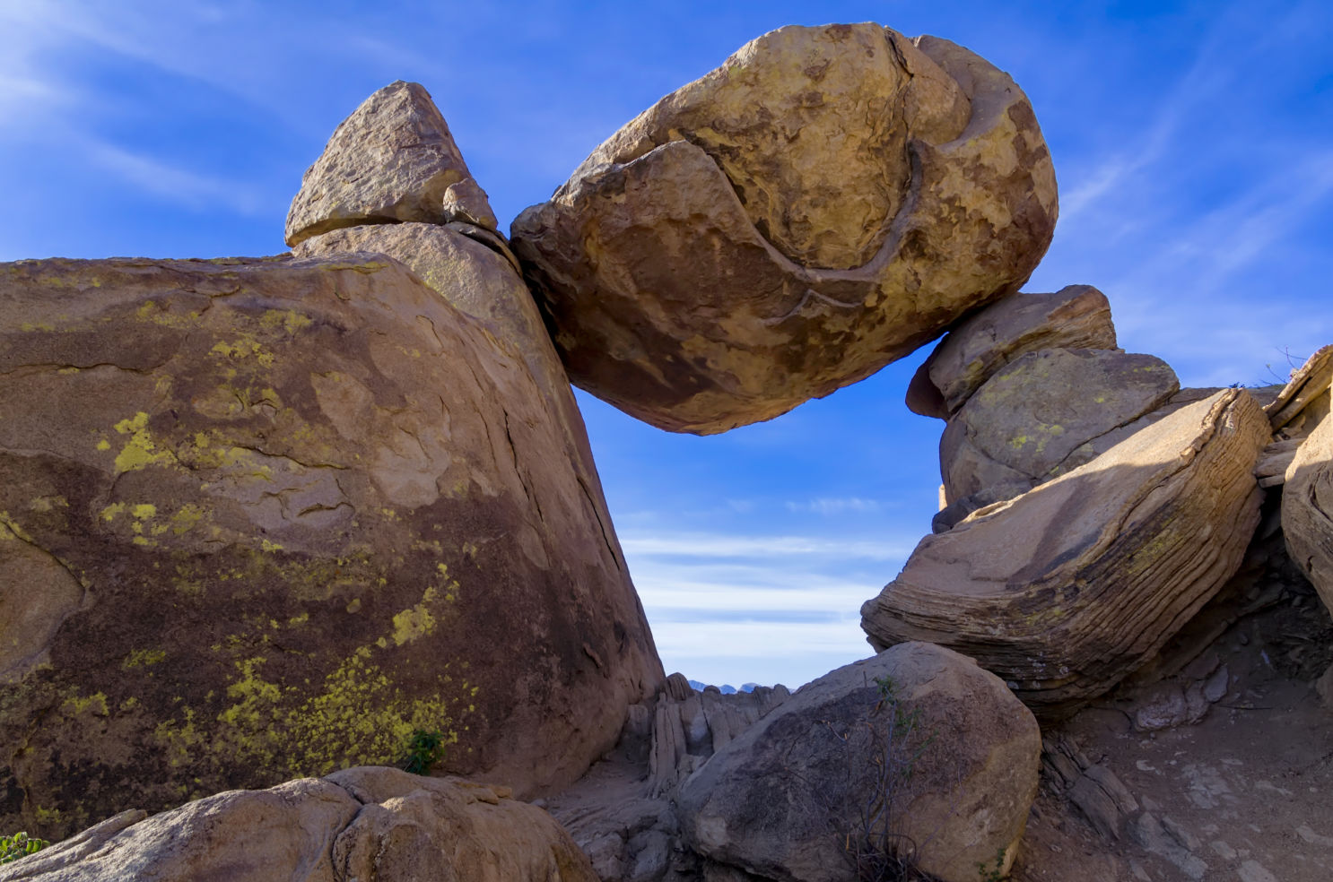 Road-Trip_Big-Bend_Balanced-Rock