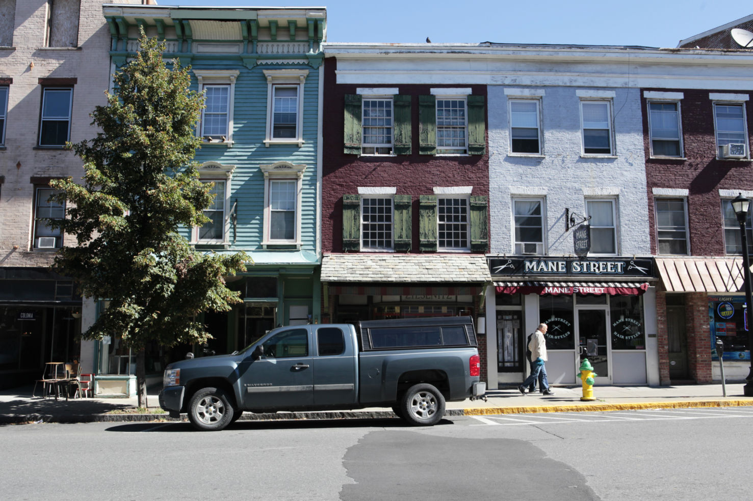 Road-Trip_Hudson-Valley_NY_Hudson_town