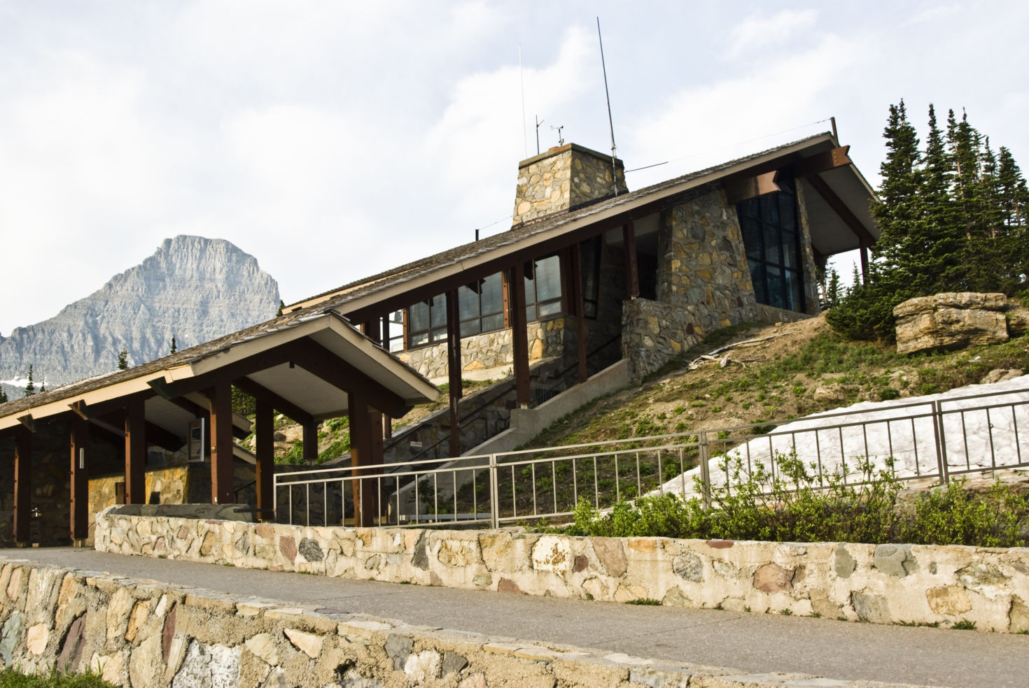 Visitor center at Logan Pass in Glacier National Park