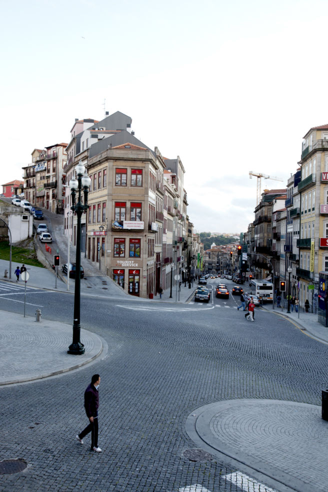 Praca de Almeida Garrett in Porto, Portugal