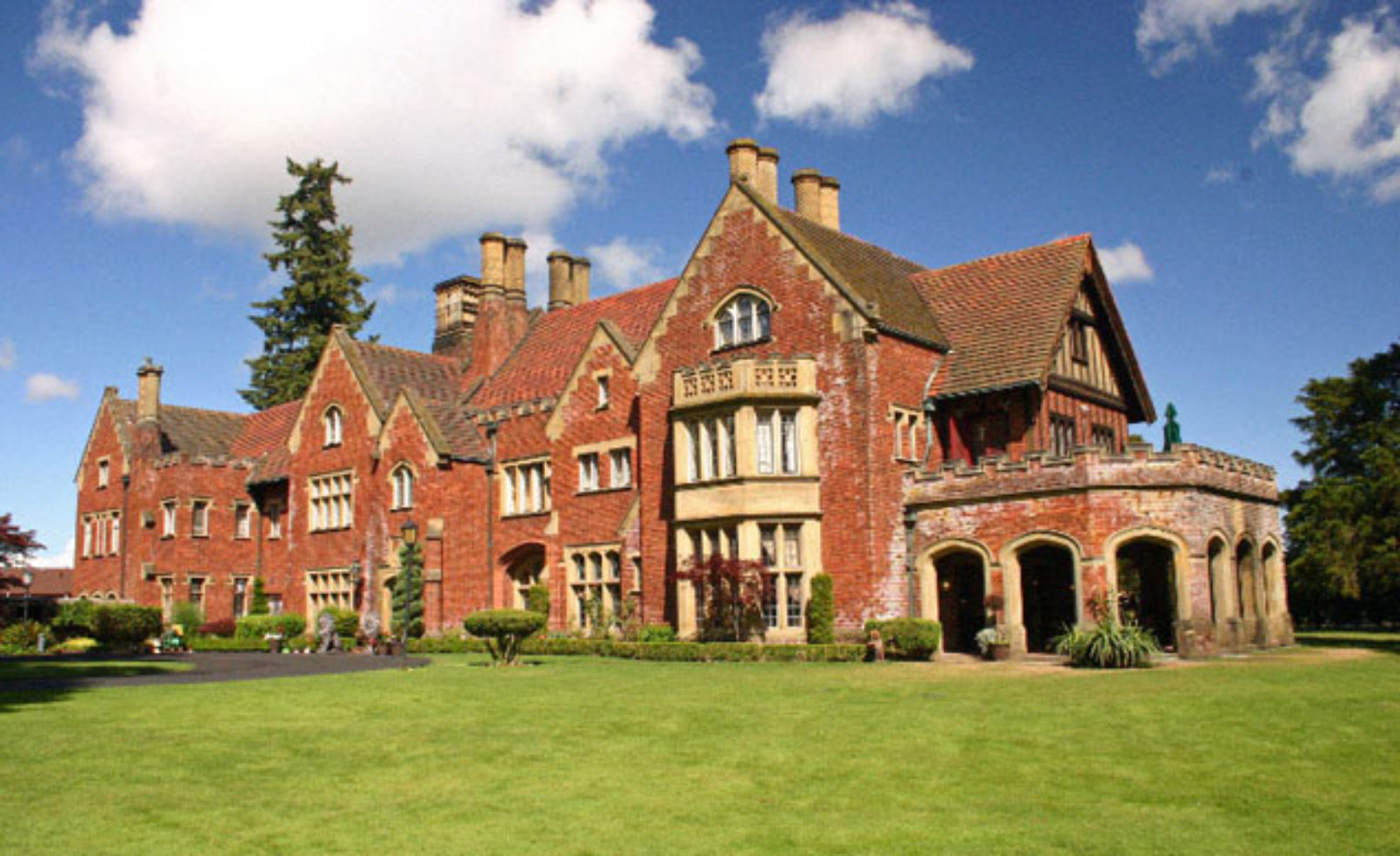 Thornewood Castle