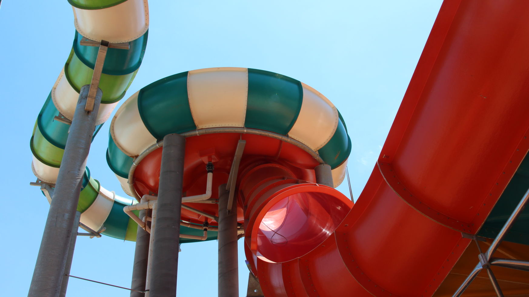 Tsunami Surge at Hurricane Harbor