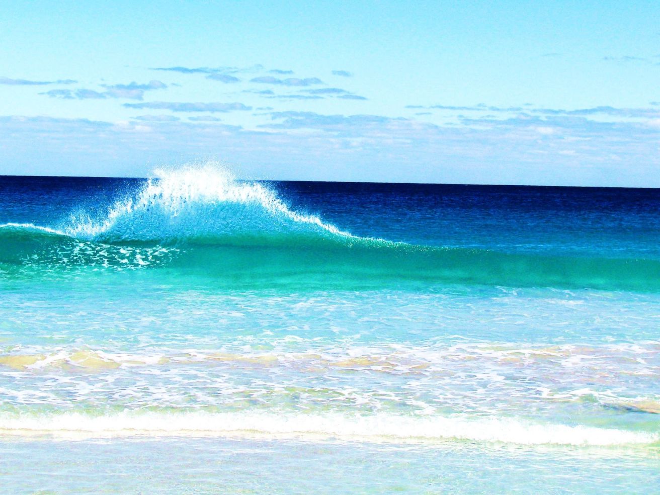 Waves at Scarborough Beach in Western Australia