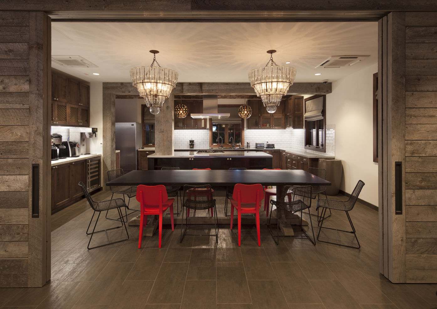 Common space, The Wayfarer, Santa Barbara, California, hostels