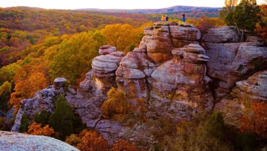 Best spots for fall foliage in the mid-west tumbnail