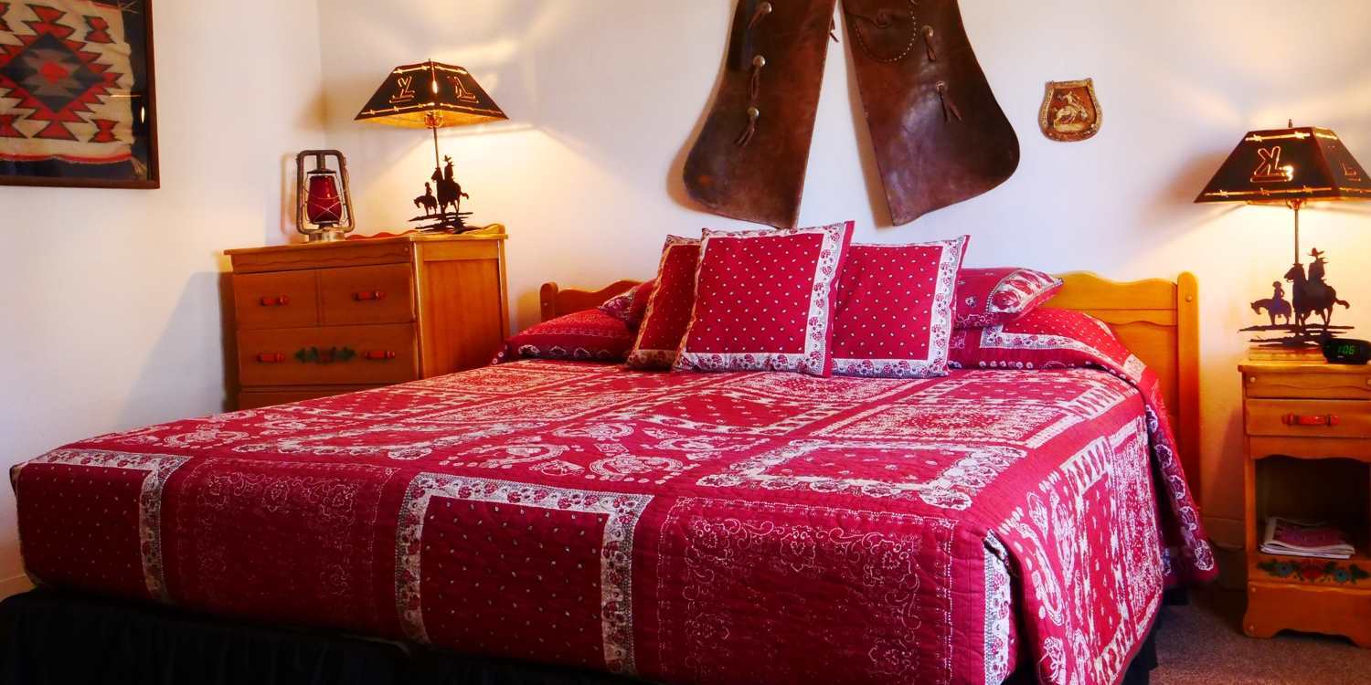 Tzoo 125886 0 1212611 Kay El Bar Ranch King Lodge Room cp