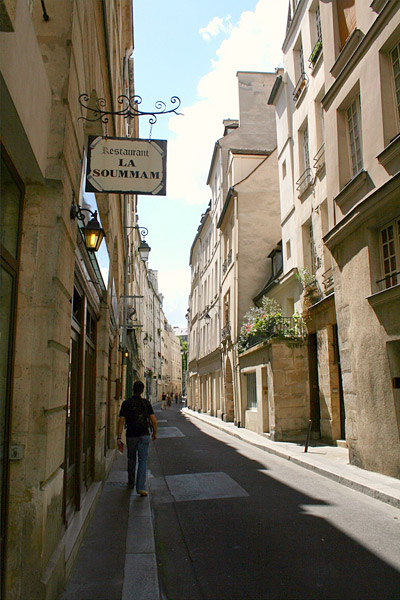 blog_090730_augustinparis_original.jpg