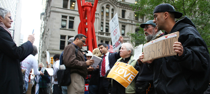 blog_touristphotographingprotest_original.jpg