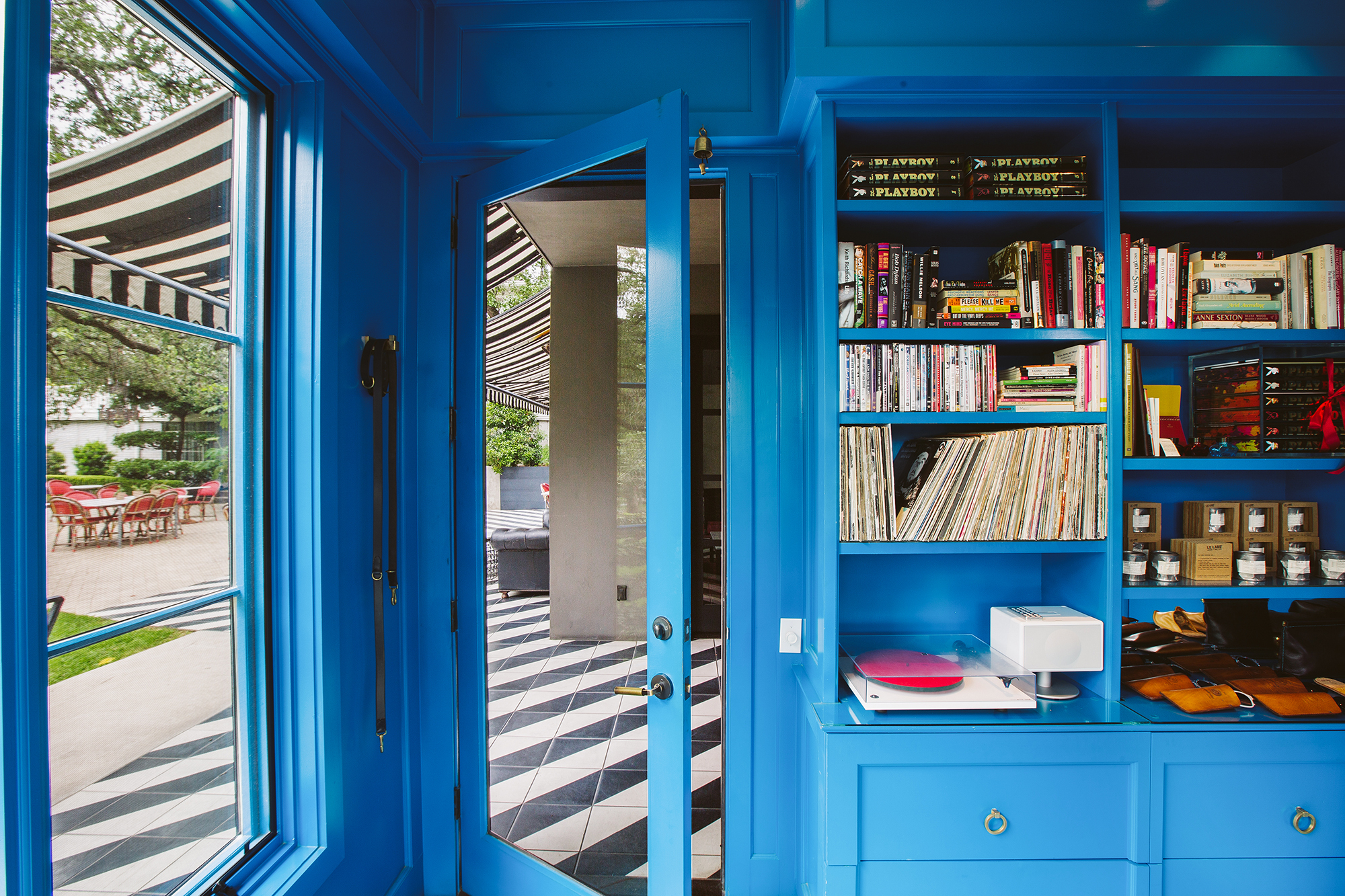 Hotel-Saint-Cecelia-Hotel-Front-Office-2-Photographer-Nick-Simonite.jpg?mtime=20190501144119#asset:105682