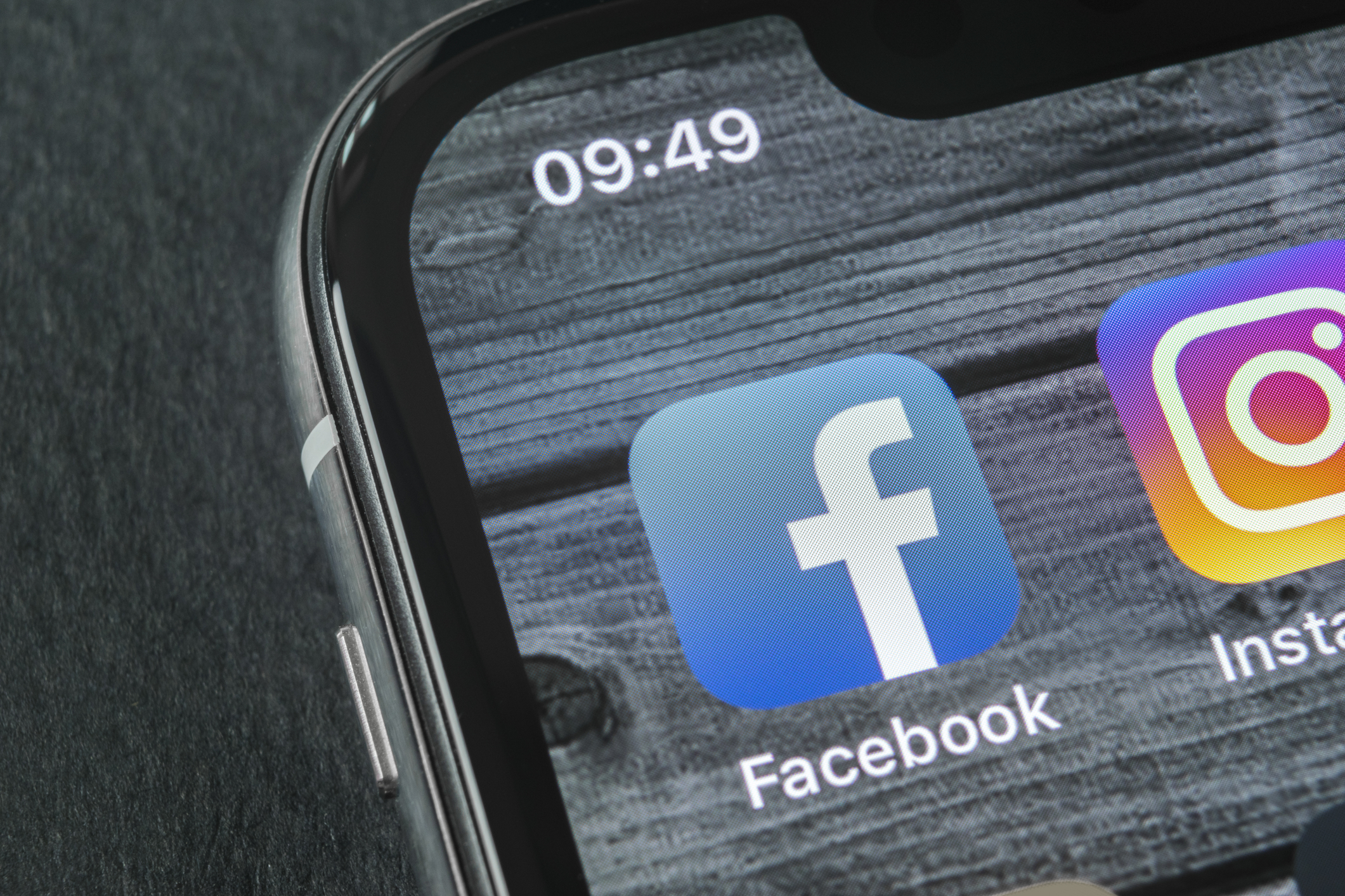 Social Media Icons on Smartphone
